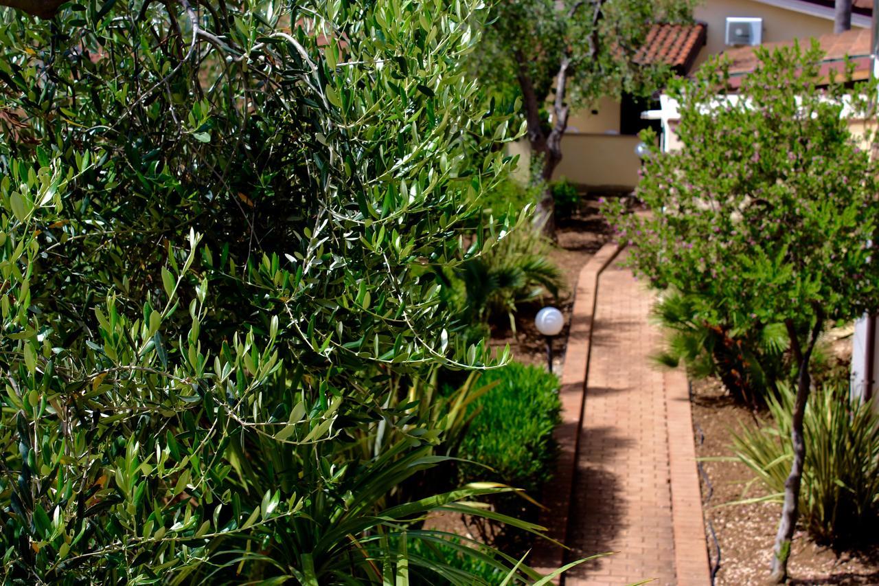 Villaggio Turistico Defensola Vieste Esterno foto