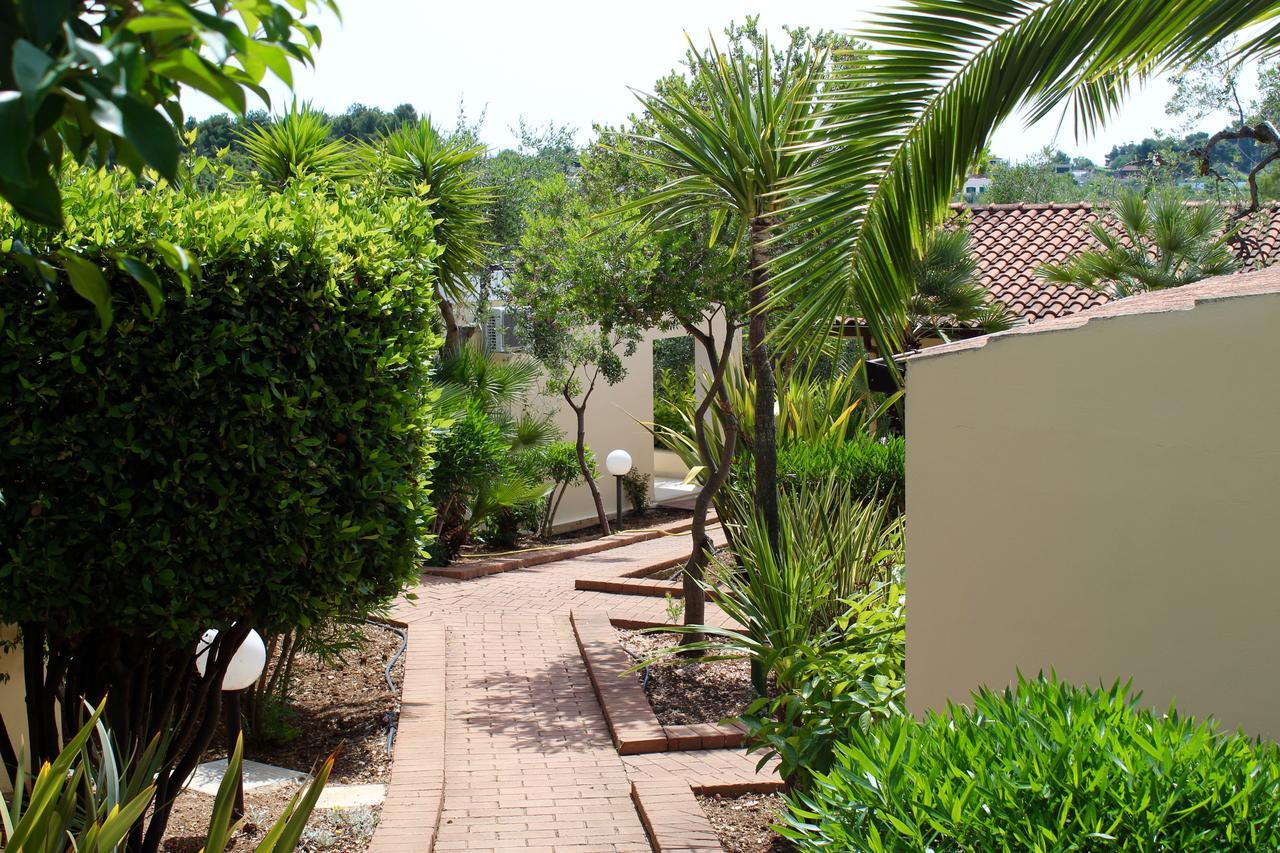 Villaggio Turistico Defensola Vieste Esterno foto