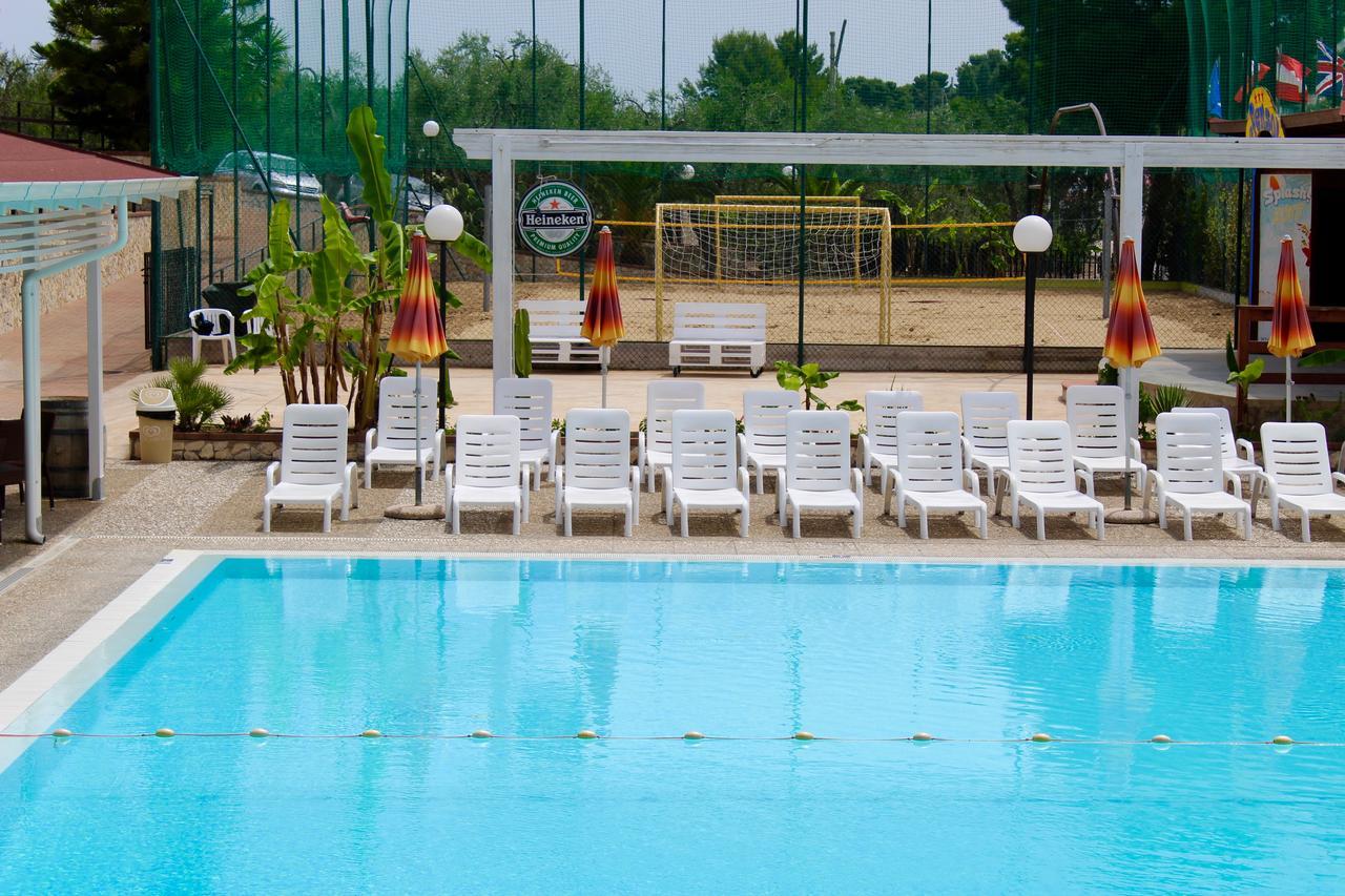 Villaggio Turistico Defensola Vieste Esterno foto
